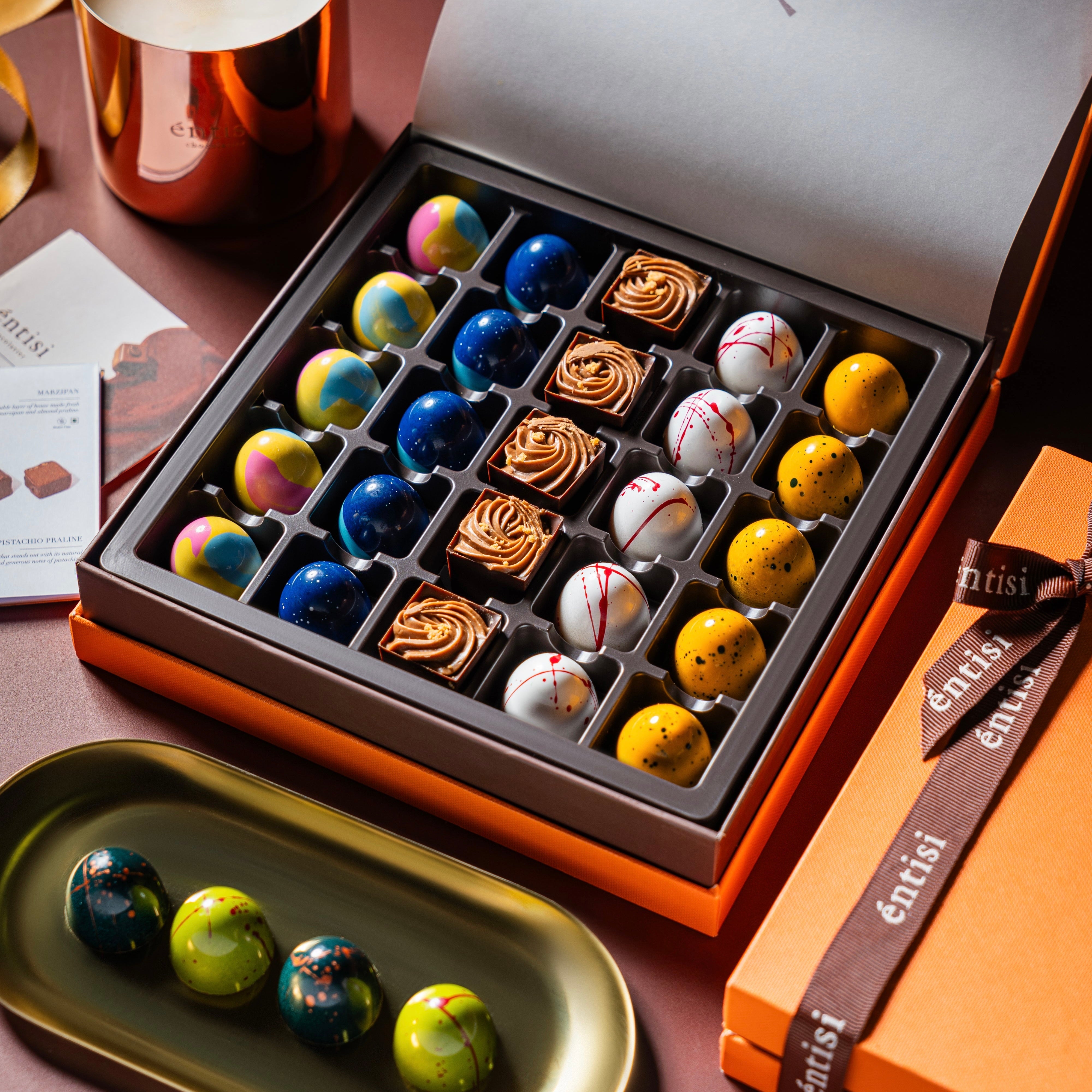 Signature Box of 25 Bonbons