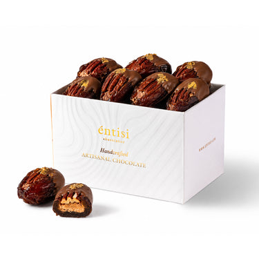 Pecan chocolate dates