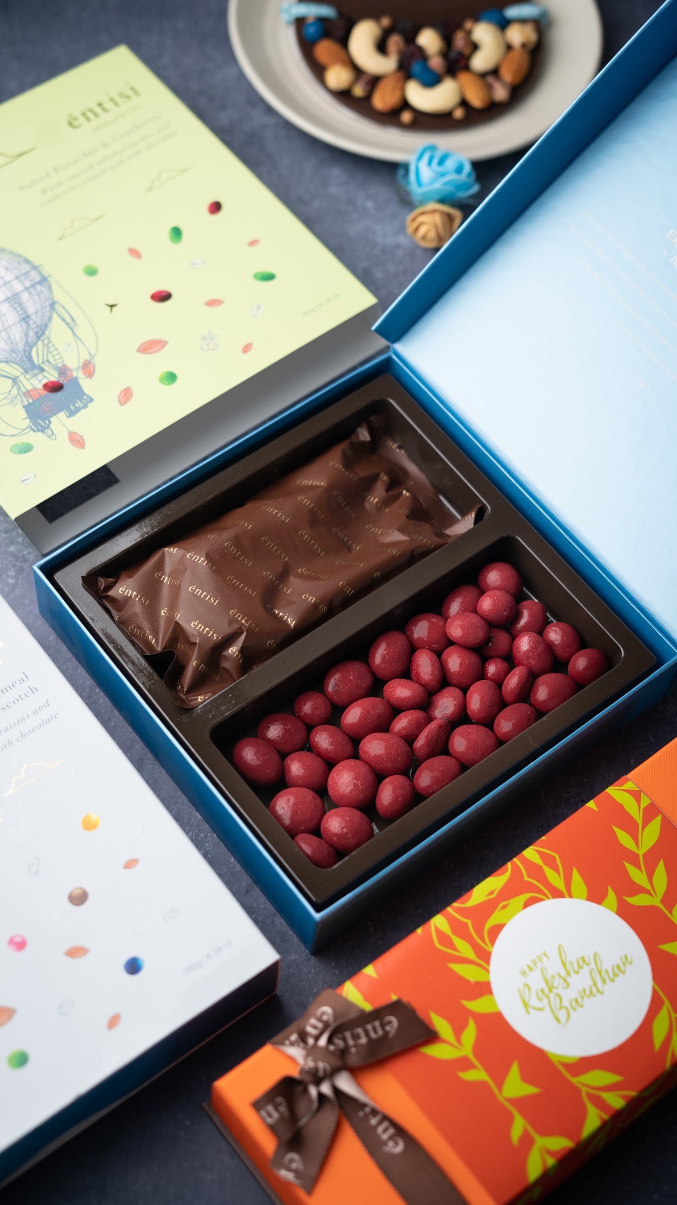 Entisi - Salted Pistachio & Cranberry Dragees Gift Box